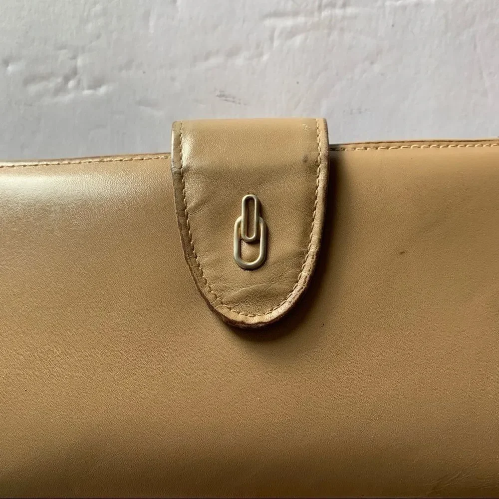 Di Lido Wallet Cream Tan Cowhide Clutch Checkbook Credit Card Holder
